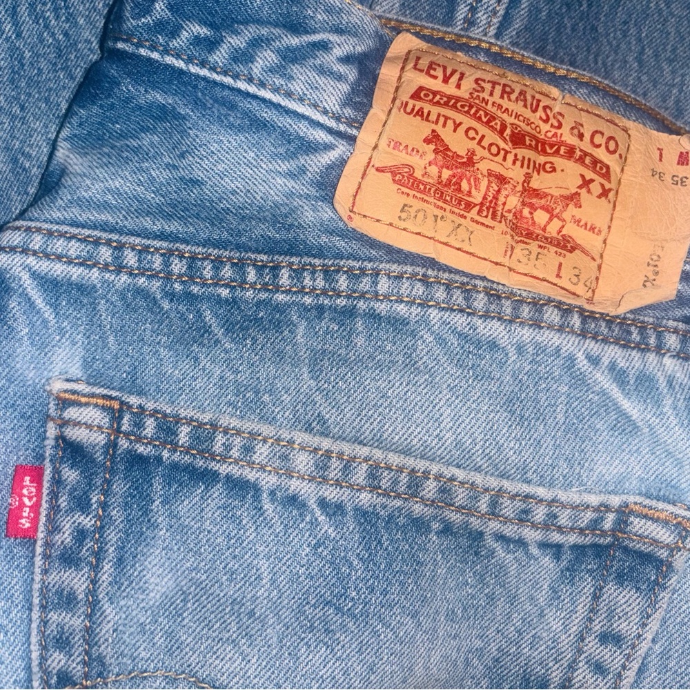 SOLD! 80’s/90’s Vintage Levi’s 501 xx 34x35 fits like a size 6